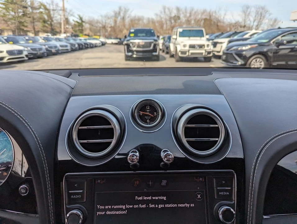 2018 Bentley Bentayga - Image 20 of 31