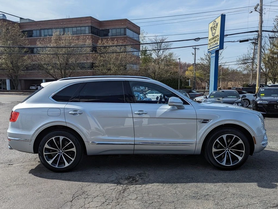 2018 Bentley Bentayga - Image 6 of 31