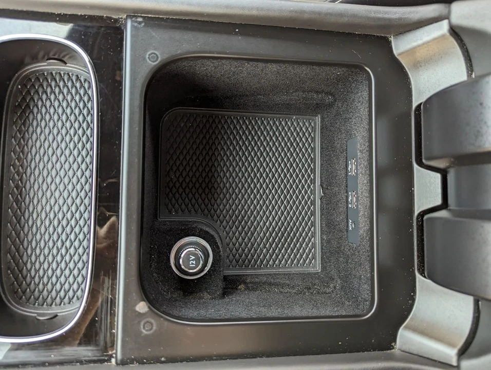 2018 Bentley Bentayga - Image 29 of 31