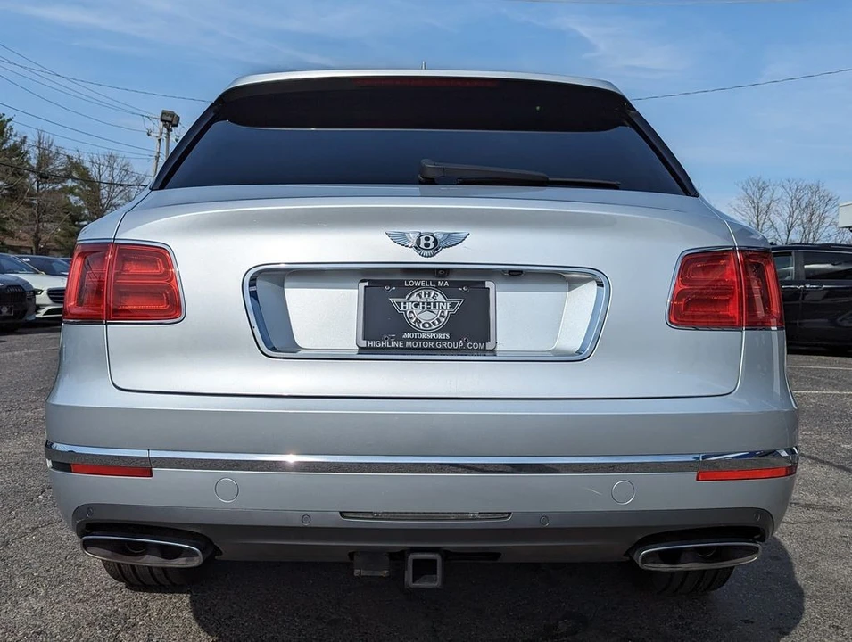 2018 Bentley Bentayga - Image 9 of 31