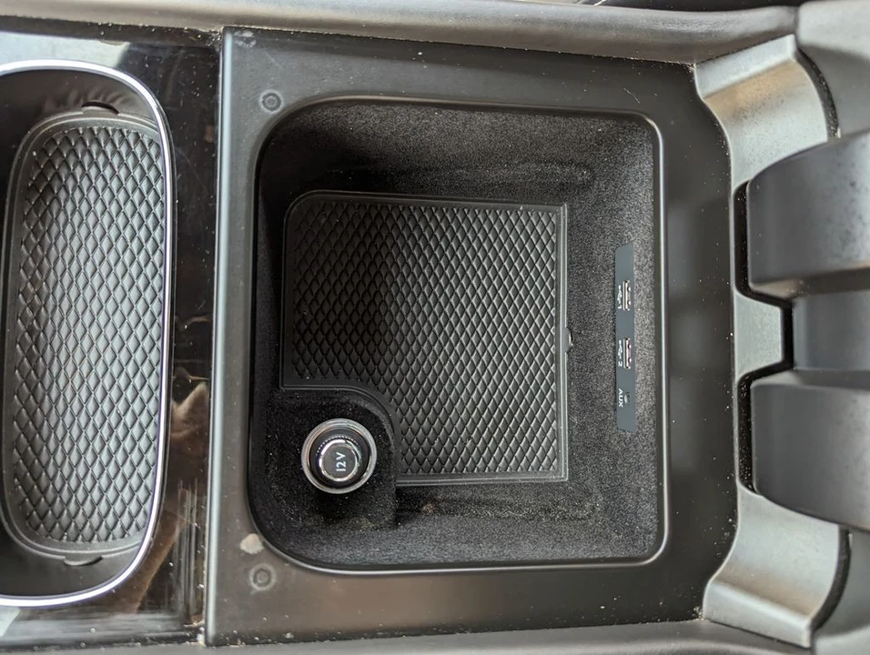 2018 Bentley Bentayga - Image 29 of 31
