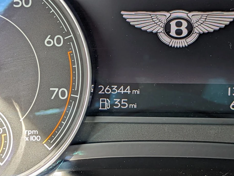 2018 Bentley Bentayga - Image 19 of 31