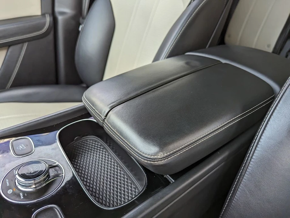 2018 Bentley Bentayga - Image 28 of 31