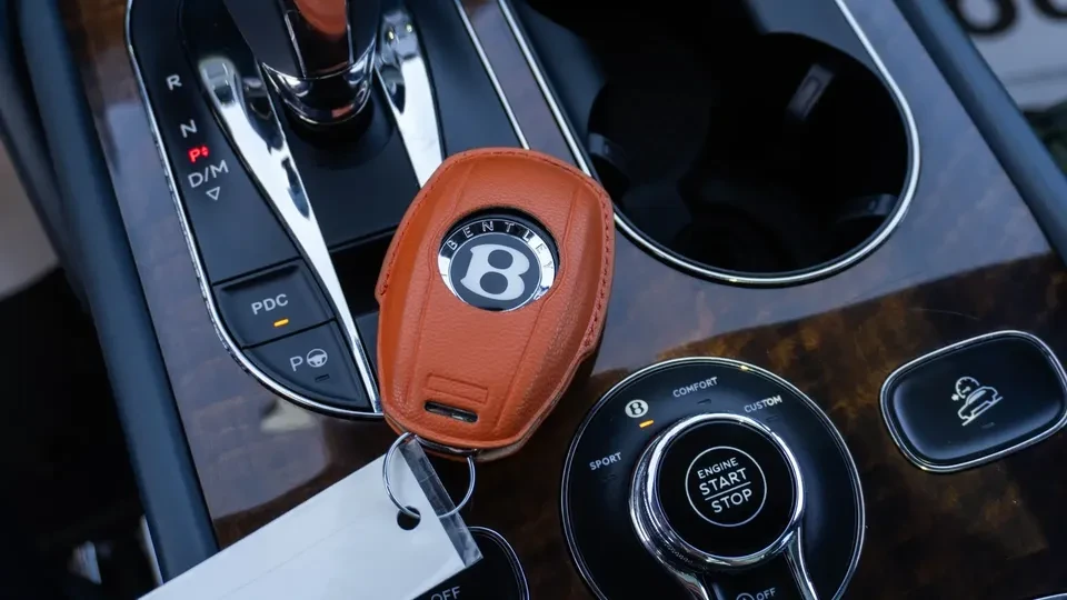 2018 Bentley Bentayga - Image 19 of 20