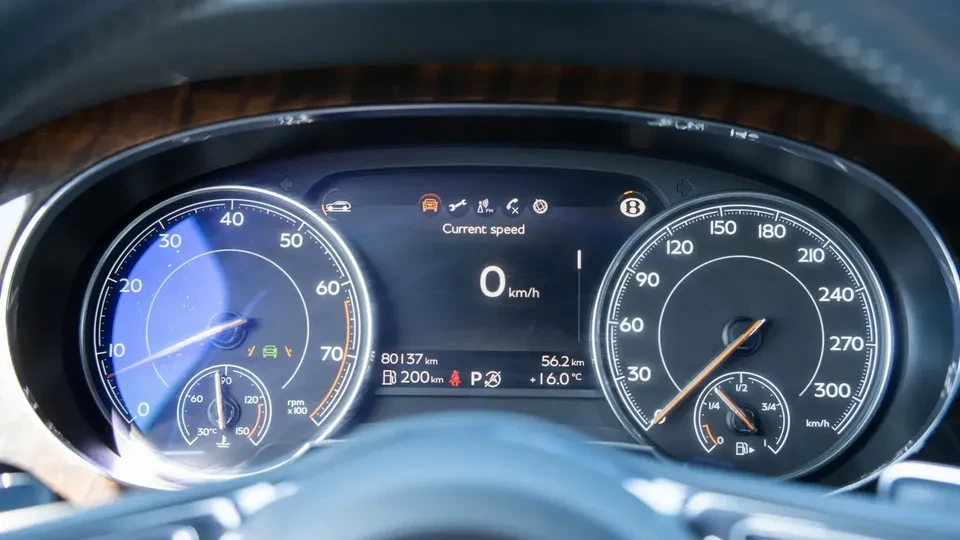 2018 Bentley Bentayga - Image 15 of 20