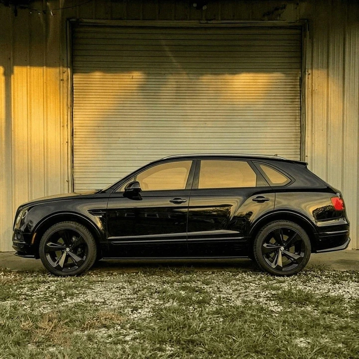 2018 Bentley Bentayga - Image 2 of 26