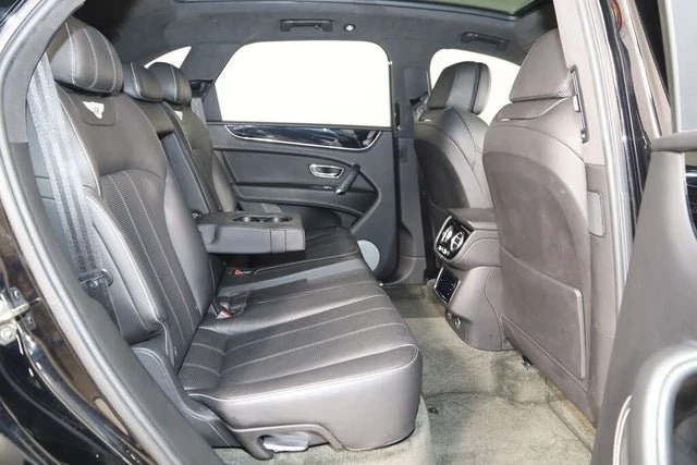 2018 Bentley Bentayga - Image 17 of 20