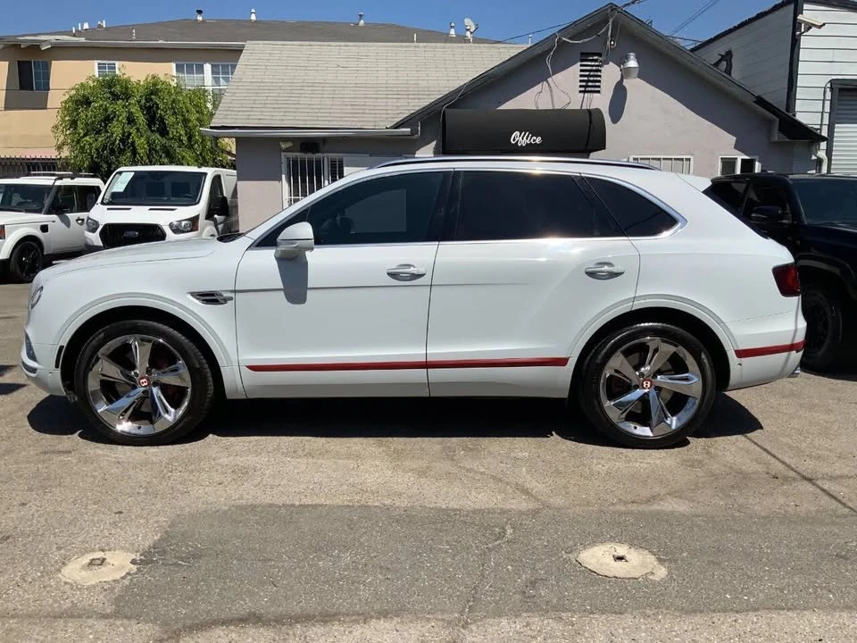 2018 Bentley Bentayga - Image 7 of 20