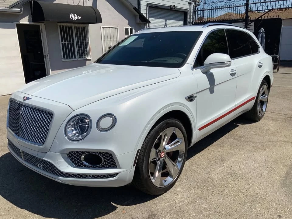 2018 Bentley Bentayga - Image 8 of 20