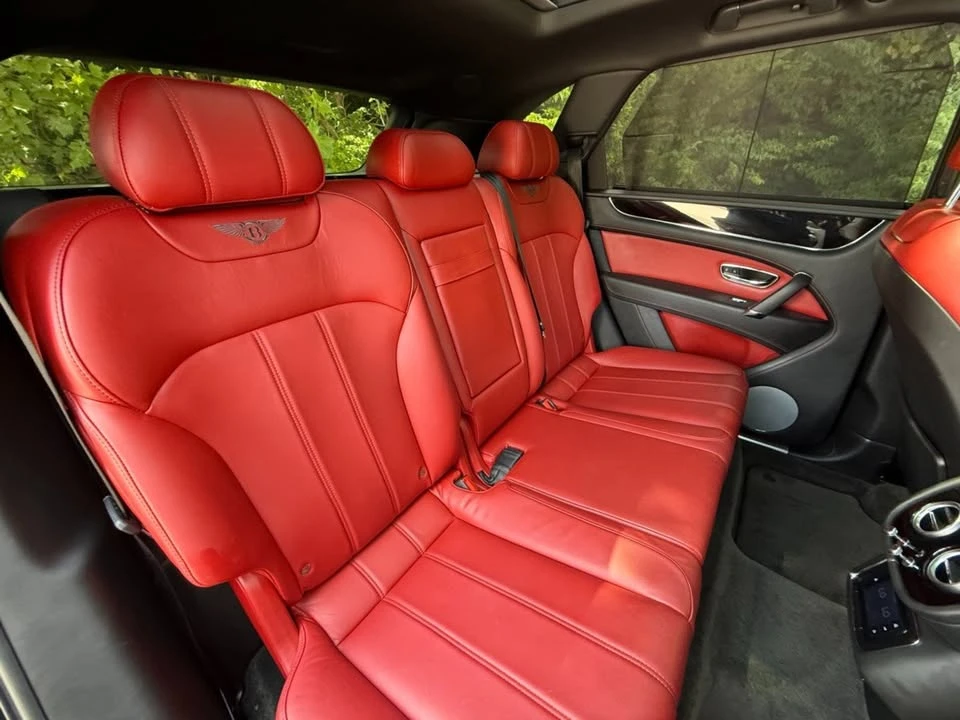 2018 Bentley Bentayga - Image 17 of 20
