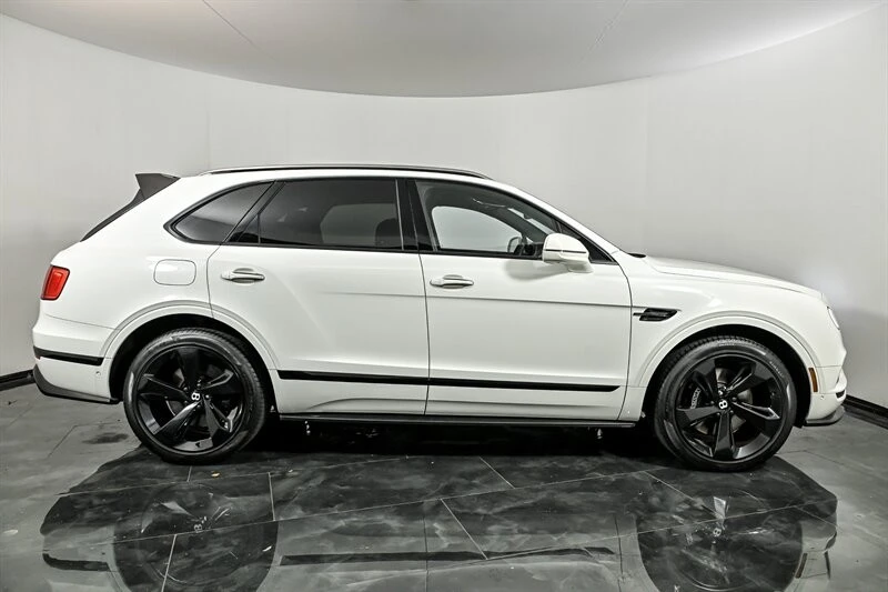 2018 Bentley Bentayga - Image 10 of 31