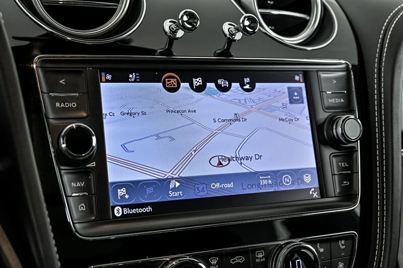 2018 Bentley Bentayga - Image 27 of 31