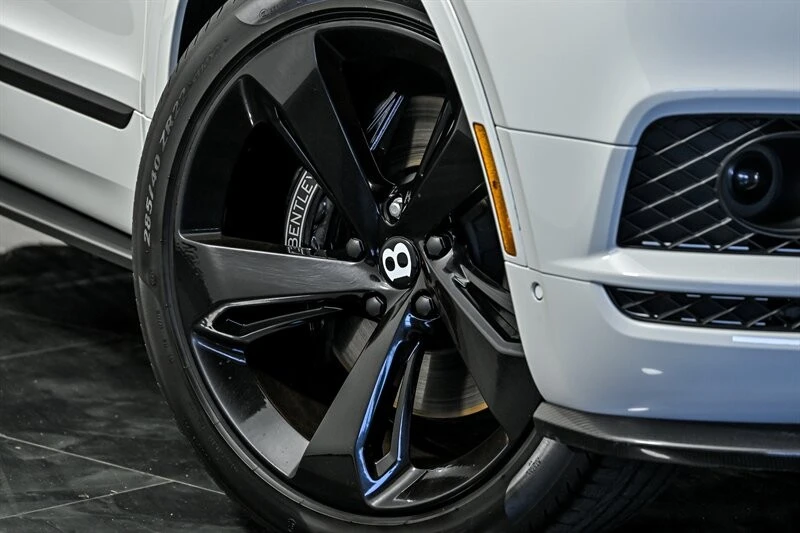 2018 Bentley Bentayga - Image 3 of 31