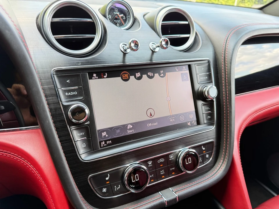 2018 Bentley Bentayga - Image 31 of 31