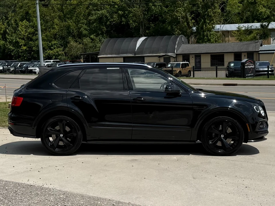 2018 Bentley Bentayga - Image 4 of 31
