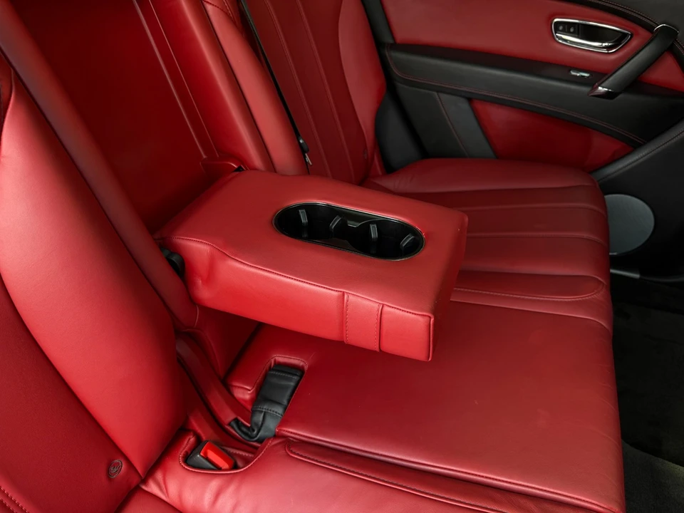 2018 Bentley Bentayga - Image 18 of 31