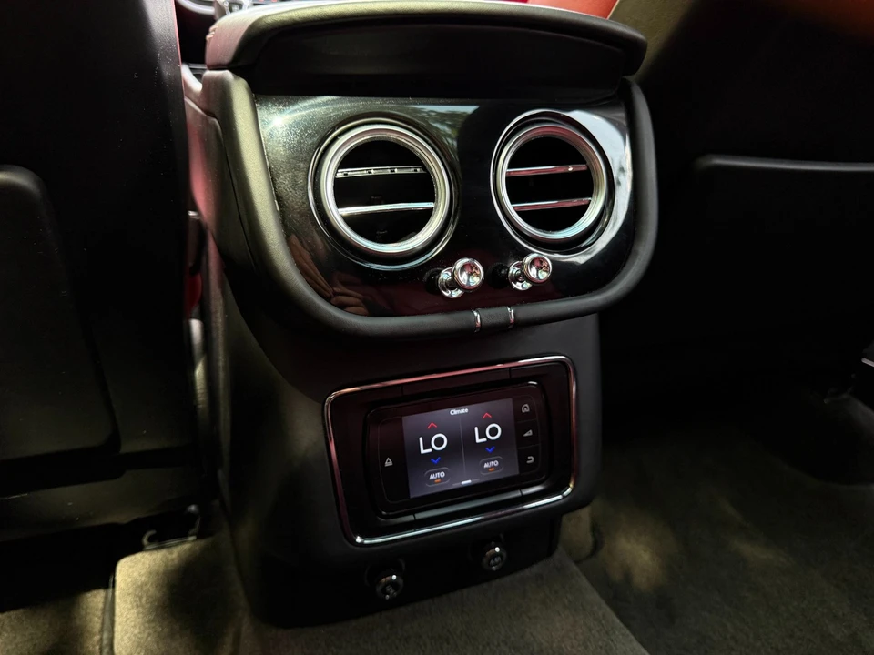 2018 Bentley Bentayga - Image 24 of 31