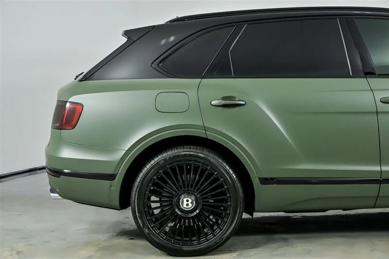 2018 Bentley Bentayga - Image 12 of 21