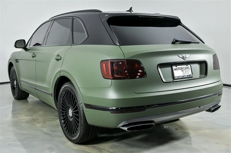 2018 Bentley Bentayga - Image 9 of 21