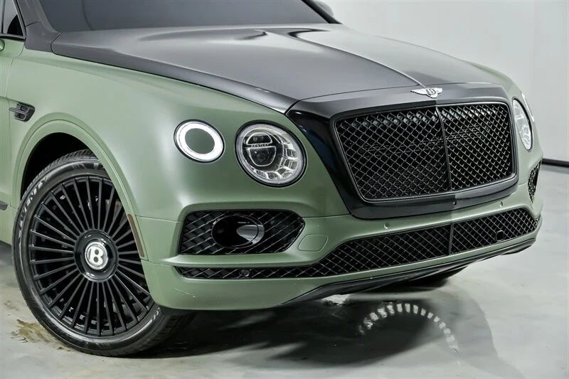 2018 Bentley Bentayga - Image 2 of 21