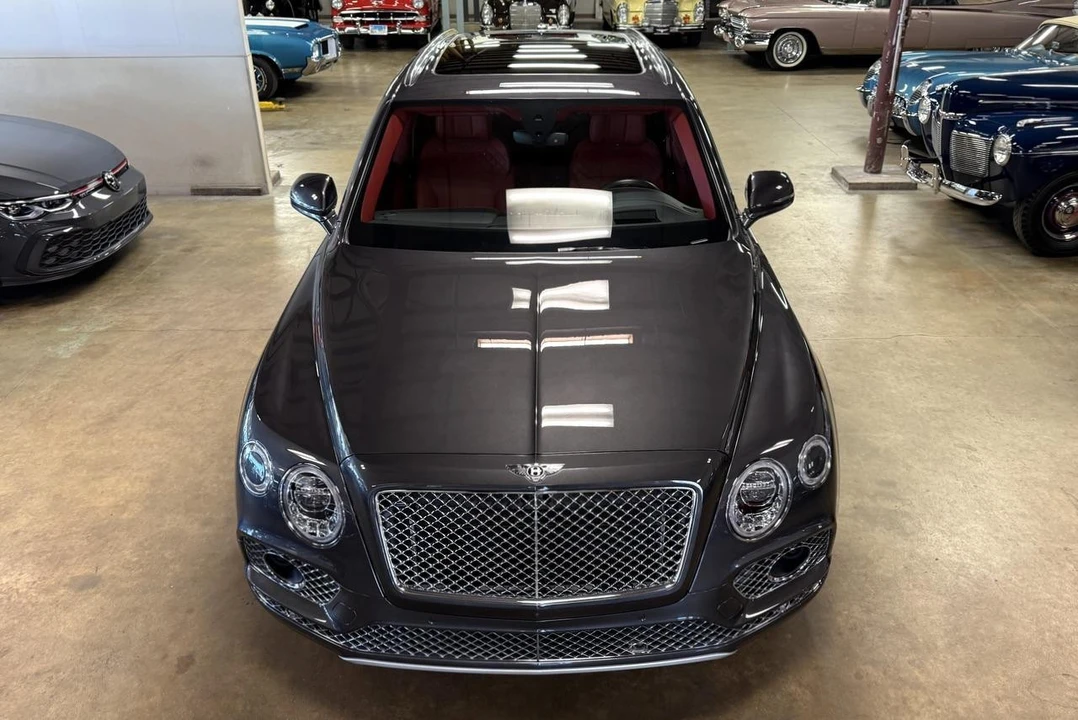 2018 Bentley Bentayga - Image 17 of 21