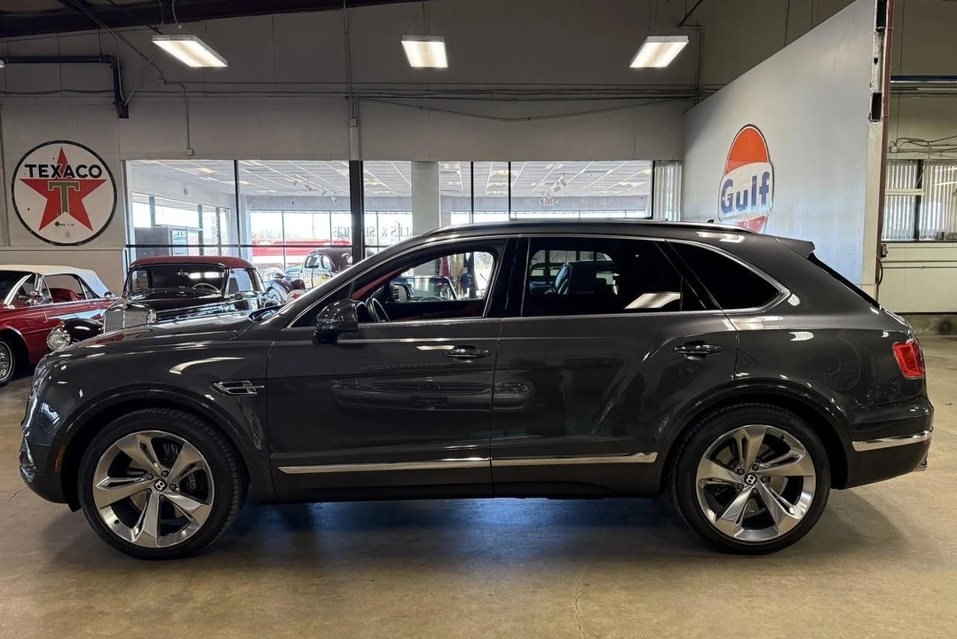 2018 Bentley Bentayga - Image 21 of 21
