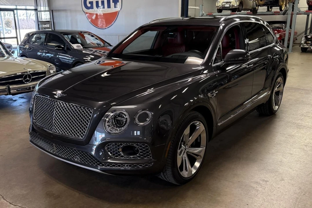 2018 Bentley Bentayga - Image 19 of 21