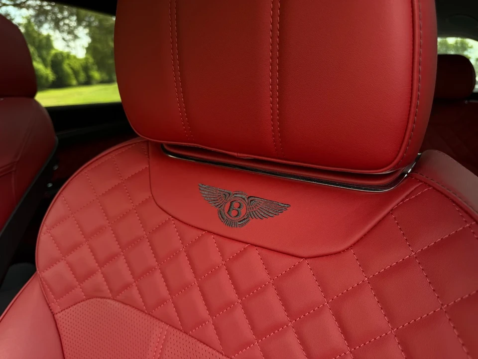 2018 Bentley Bentayga - Image 12 of 21