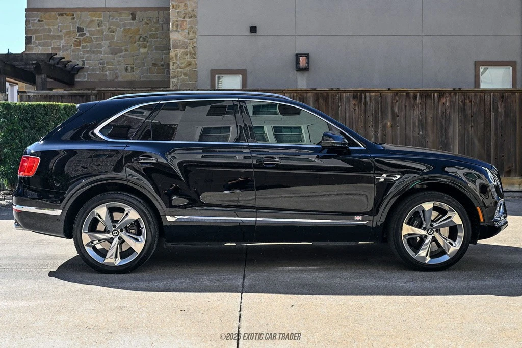 2018 Bentley Bentayga - Image 9 of 12