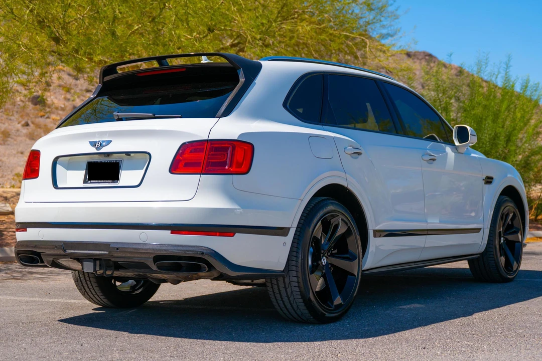 2018 Bentley Bentayga - Image 4 of 7