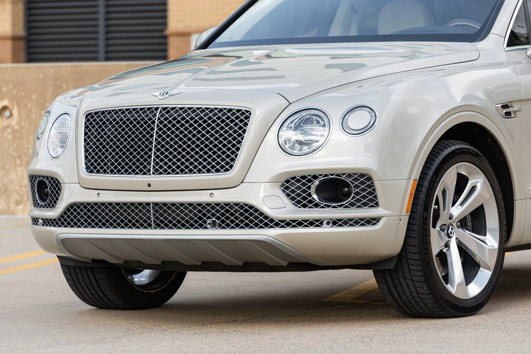 2018 Bentley Bentayga - Image 10 of 31