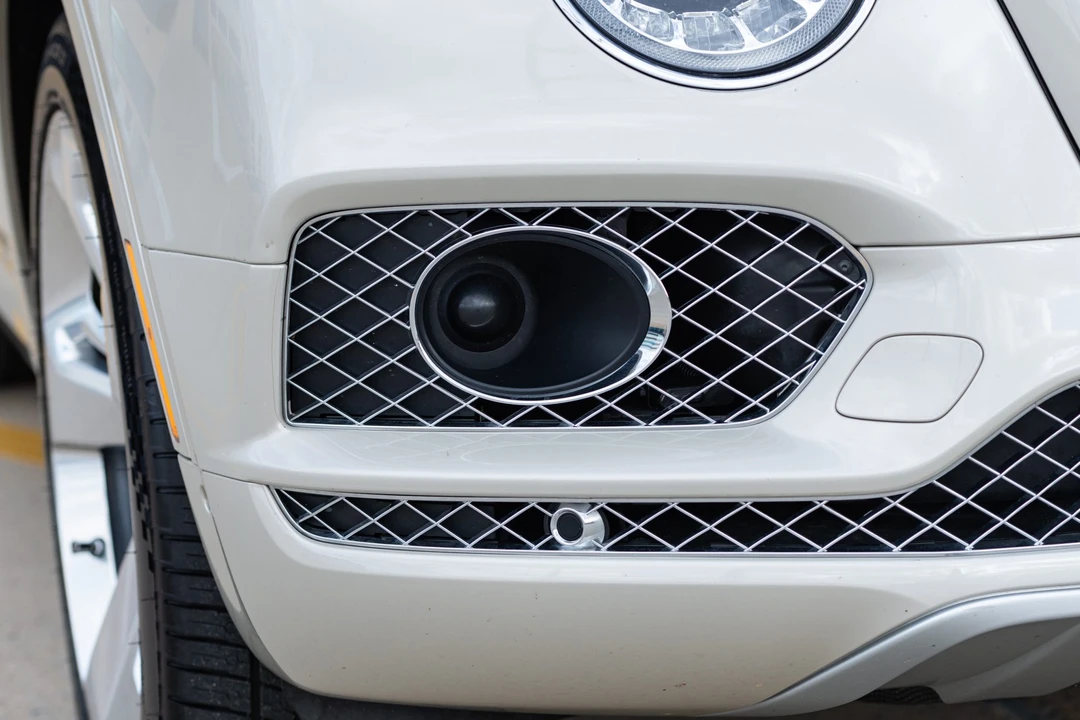 2018 Bentley Bentayga - Image 18 of 31