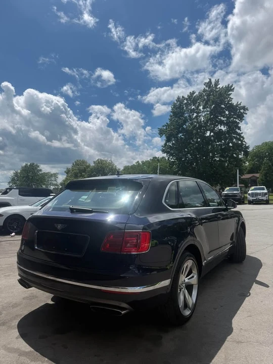 2018 Bentley Bentayga - Image 4 of 16