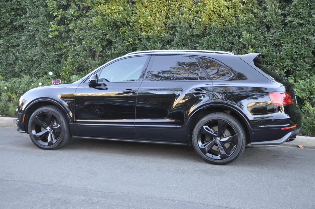 2018 Bentley Bentayga - Image 8 of 31