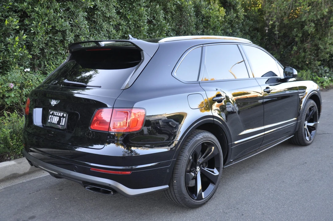2018 Bentley Bentayga - Image 18 of 31