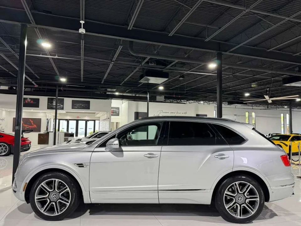 2018 Bentley Bentayga - Image 4 of 12
