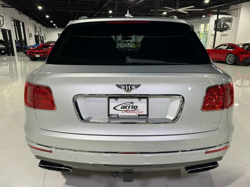 2018 Bentley Bentayga - Image 6 of 12