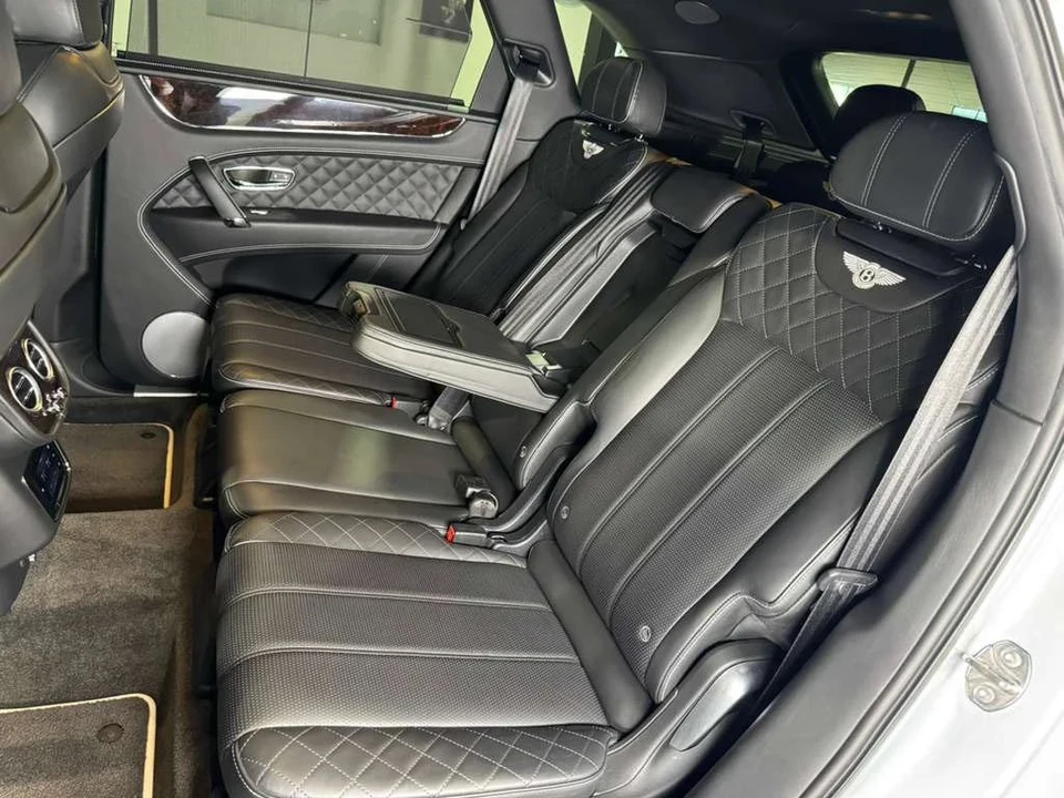 2018 Bentley Bentayga - Image 12 of 12