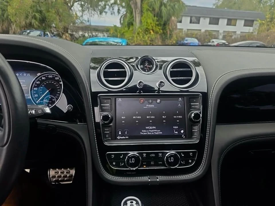 2018 Bentley Bentayga - Image 6 of 13