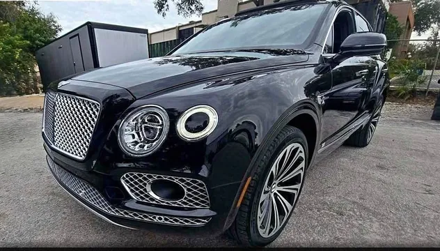 2018 Bentley Bentayga W12 Signature Sedan 4D
