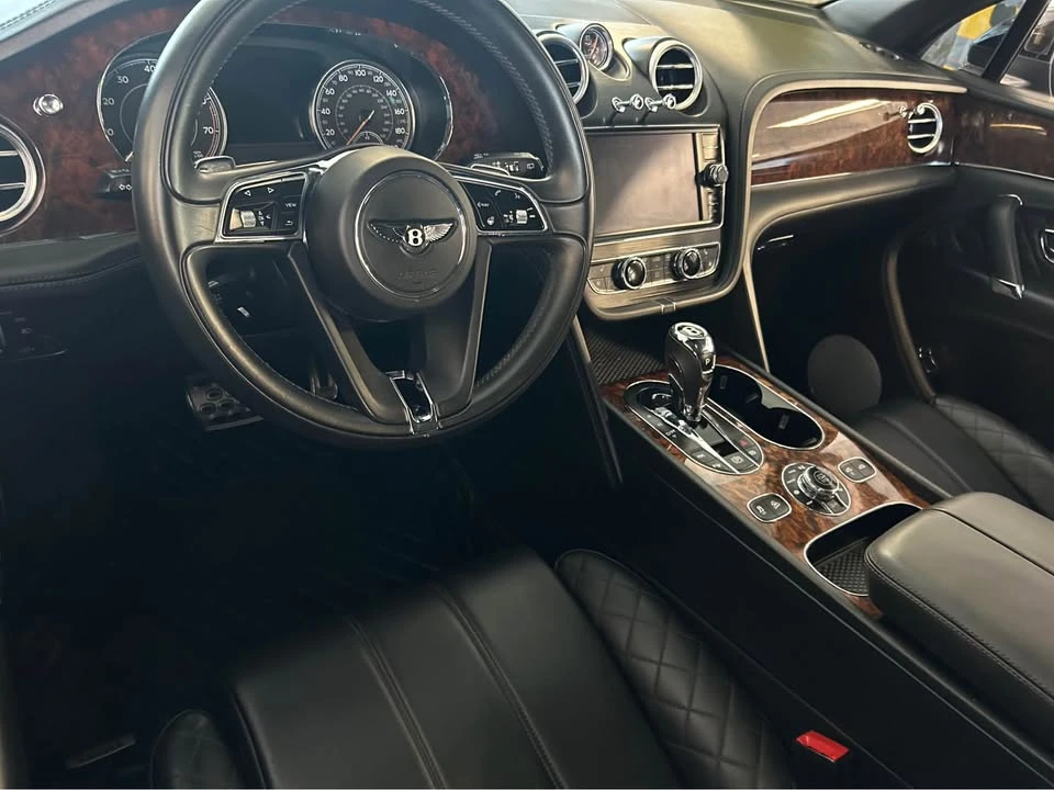 2018 Bentley Bentayga - Image 3 of 6