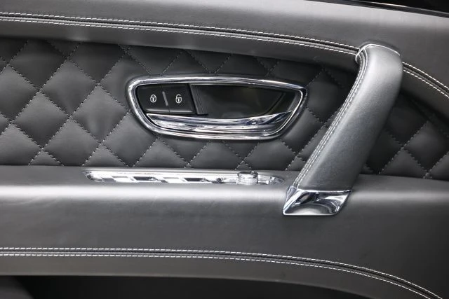 2018 Bentley Bentayga - Image 11 of 31