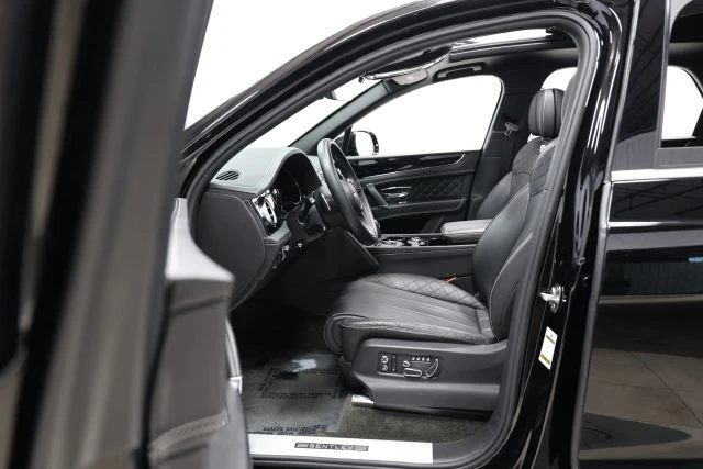 2018 Bentley Bentayga - Image 15 of 31