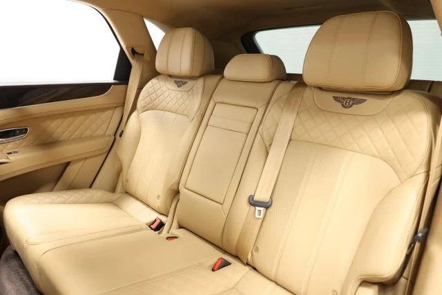2018 Bentley Bentayga - Image 3 of 31