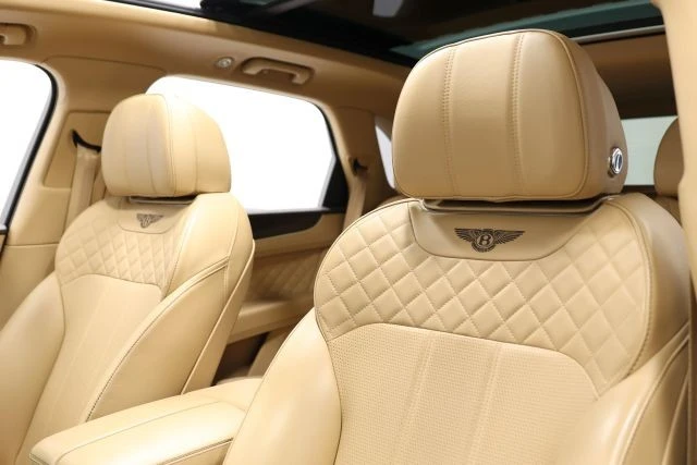 2018 Bentley Bentayga - Image 18 of 31