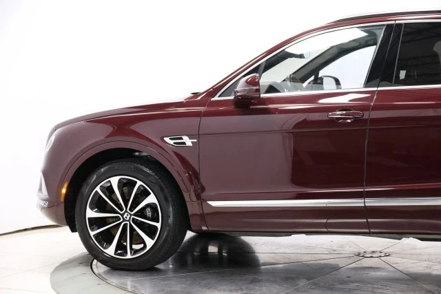 2018 Bentley Bentayga - Image 6 of 31