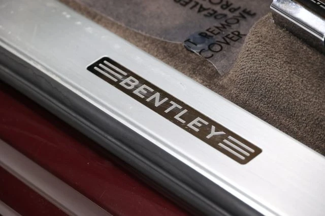 2018 Bentley Bentayga - Image 15 of 31