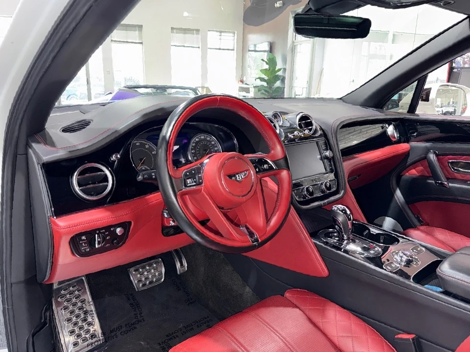2018 Bentley Bentayga - Image 7 of 21