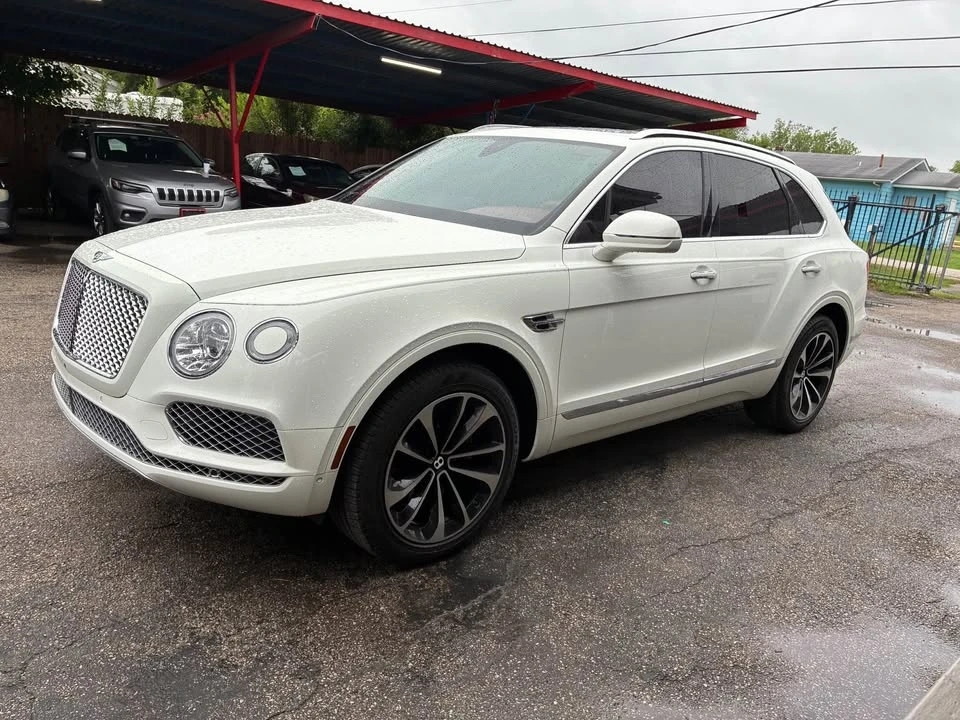 2018 Bentley Bentayga - Image 3 of 16