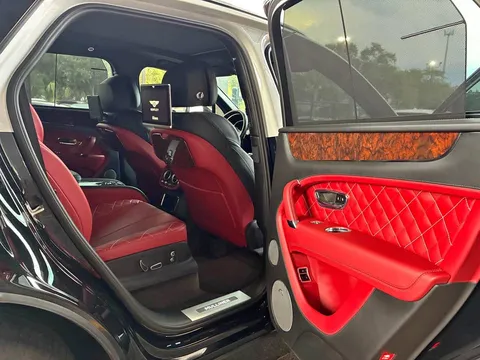 2018 Bentley Bentayga W12 Sport Utility 4D